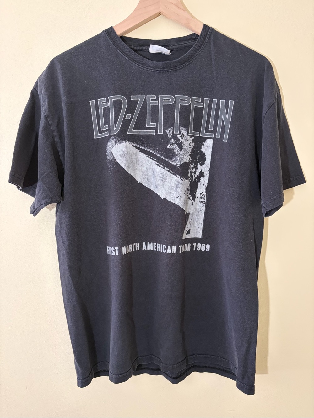 Vintage Led Zeppelin Distressed Band T-Shirt